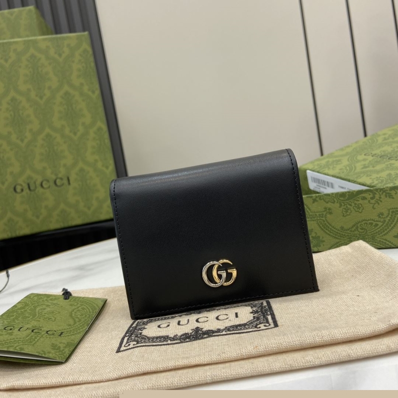 G*u*i wallets & purse
